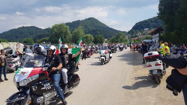 Parada_narodov